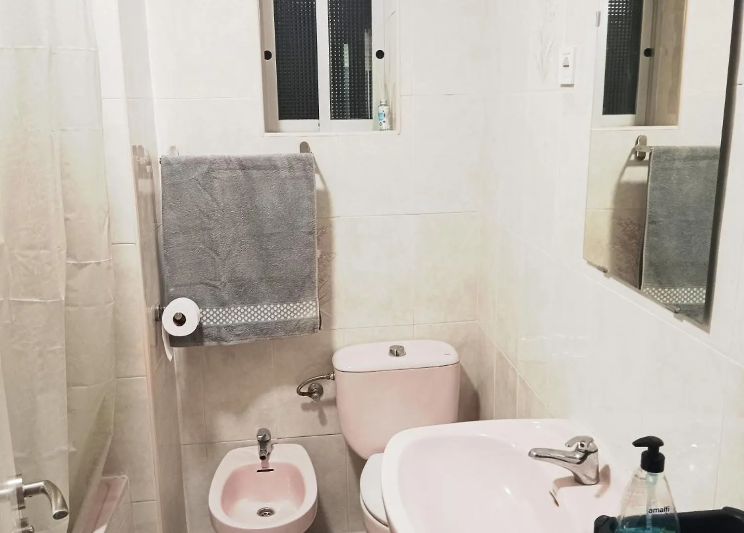 Habitaciones En Apartamento Compartido Delicias Room Cerca Del Mar, Aeropuerto, Ave Y Metro Málaga Spanien