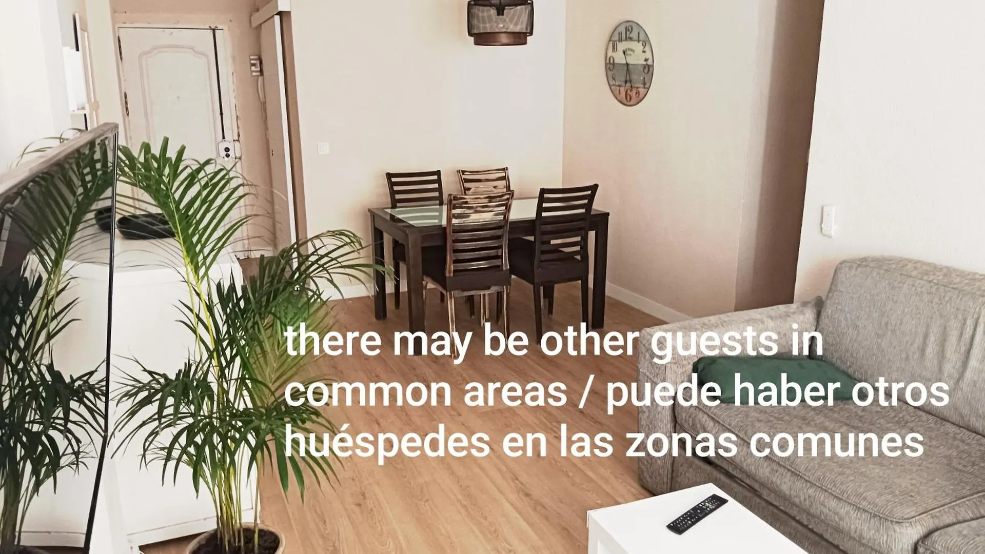 Habitaciones En Apartamento Compartido Delicias Room Cerca Del Mar, Aeropuerto, Ave Y Metro contacts